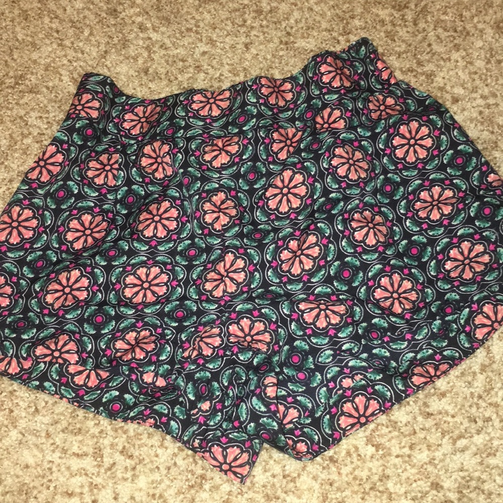 Flowy dress shorts